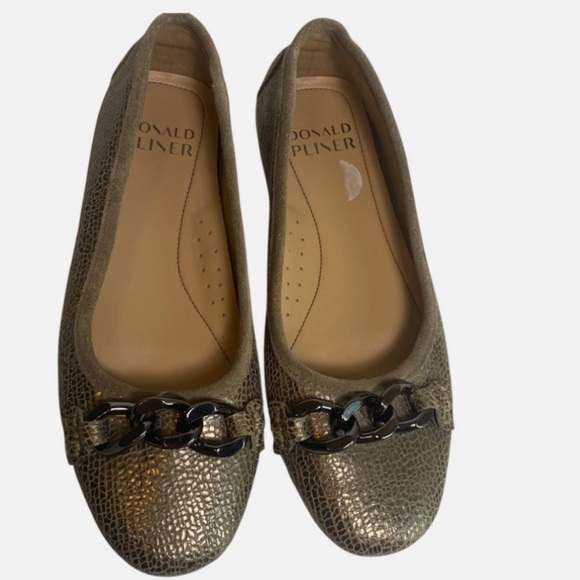 NWOB Donald Pliner Raya Leather Ballet Flat Meets Driving Moccasin Loafer 6.5 - Picture 2 of 8